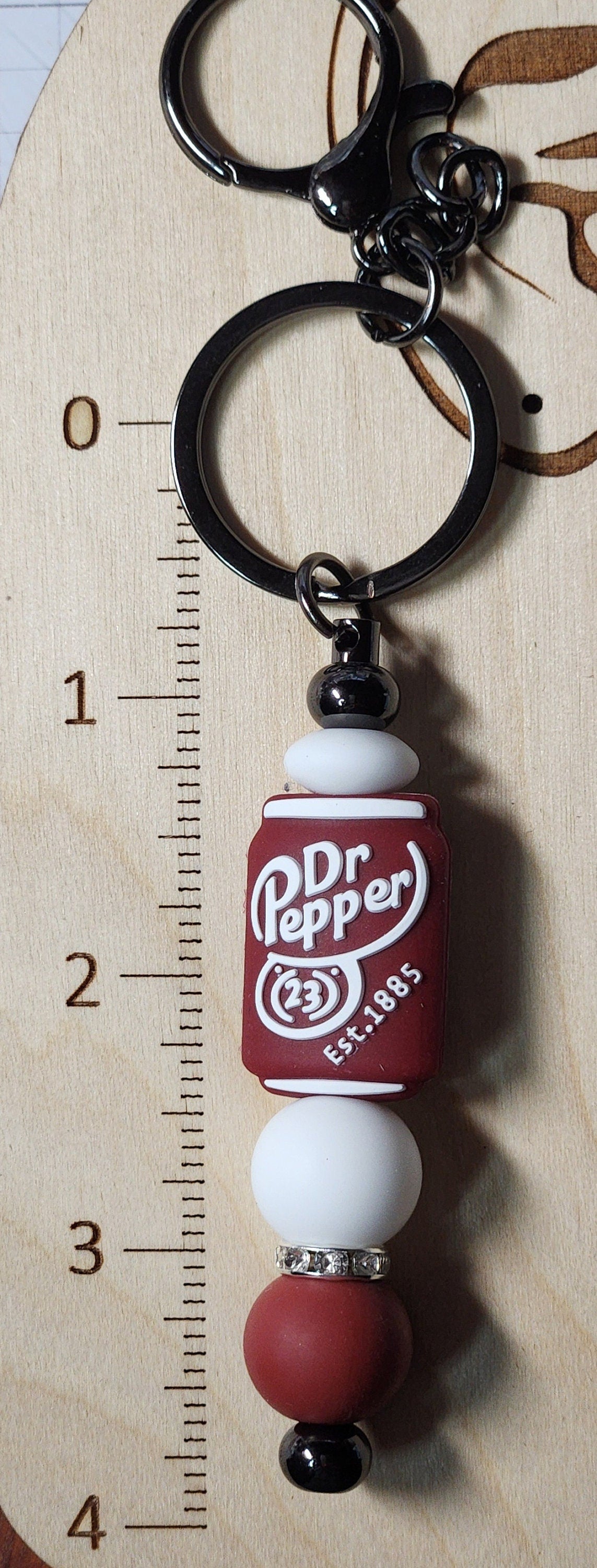 Pepper silicone beaded bar keychain