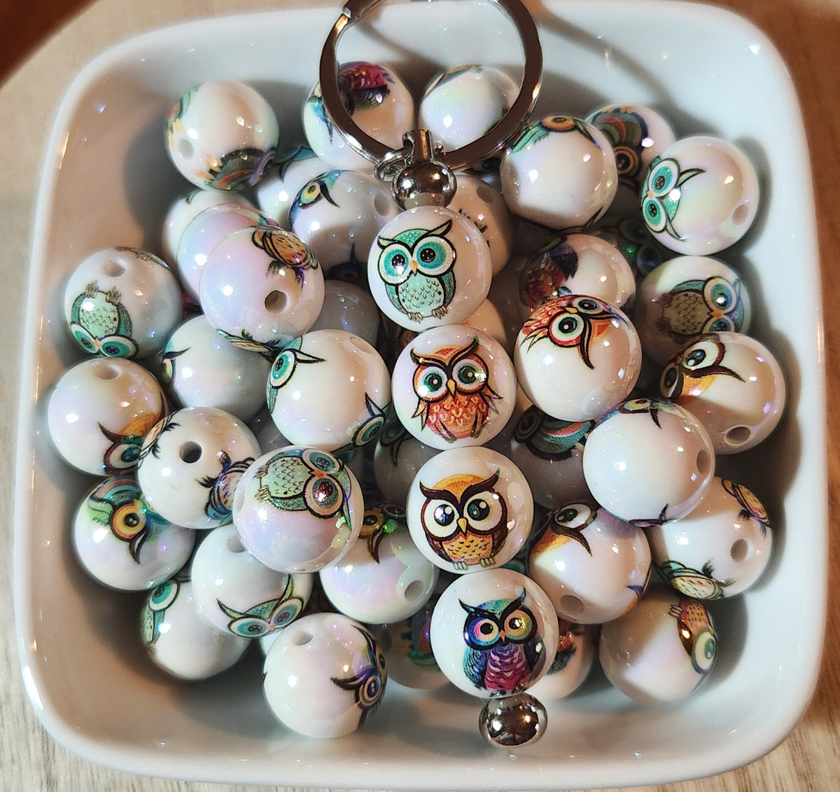 16 mm Acrylic Owl beads 5 count