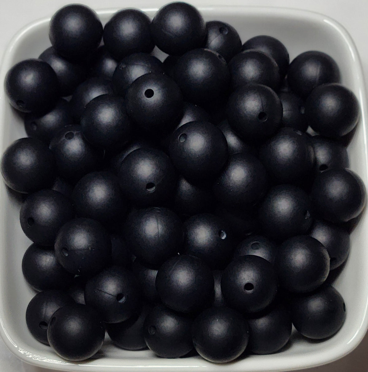 15 mm Solid Silicone Beads 20 pack