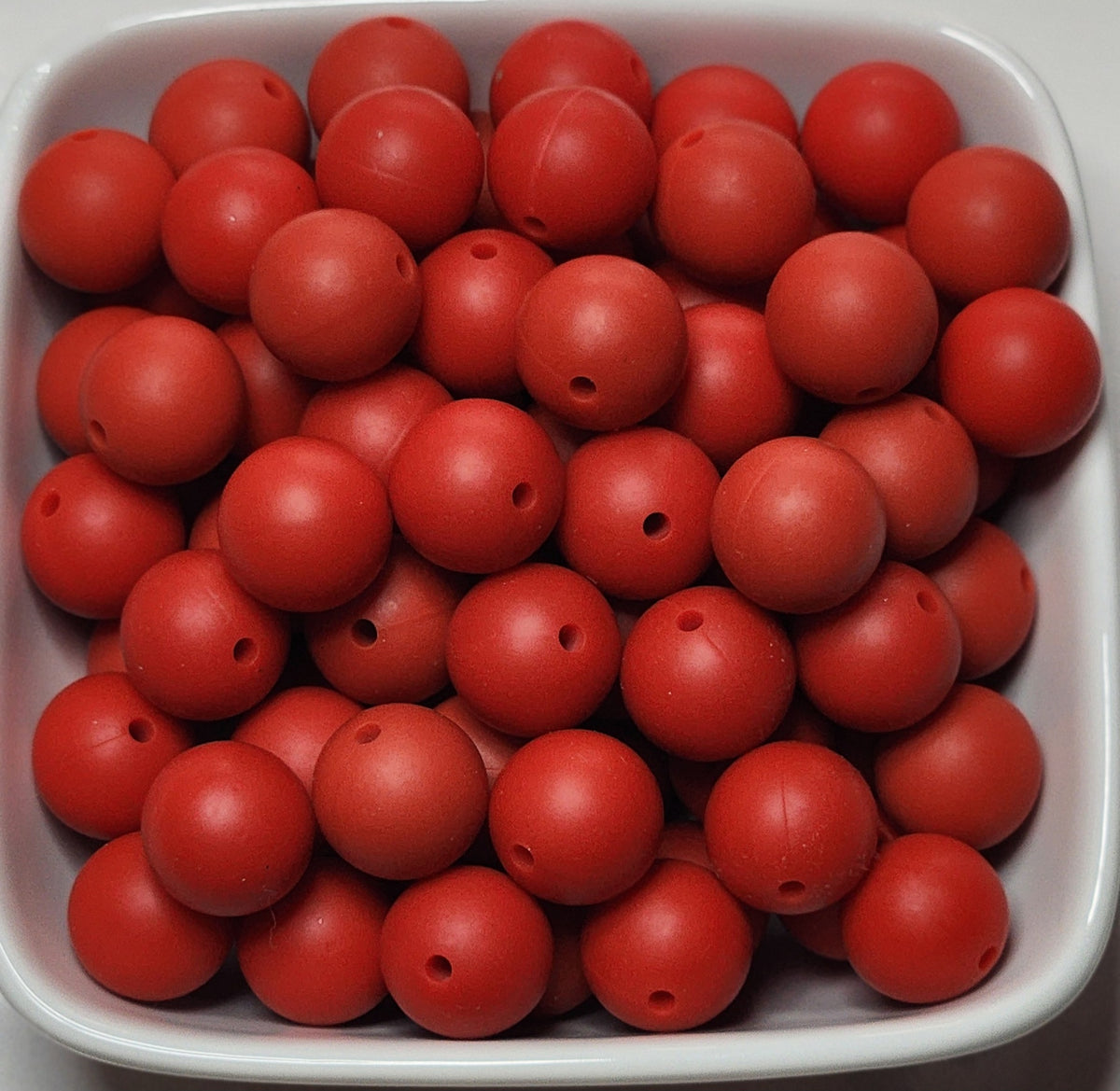 15 mm Solid Silicone Beads 20 pack